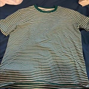 green/white striped tee